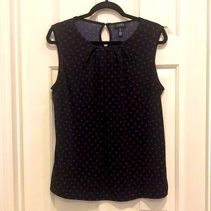 Jones New York polka dot top - navy with red